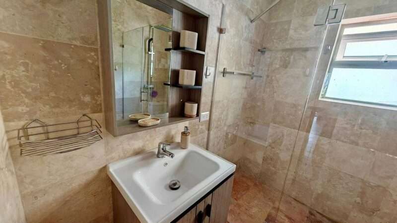 Dominicus 1 bed 1 bath 3