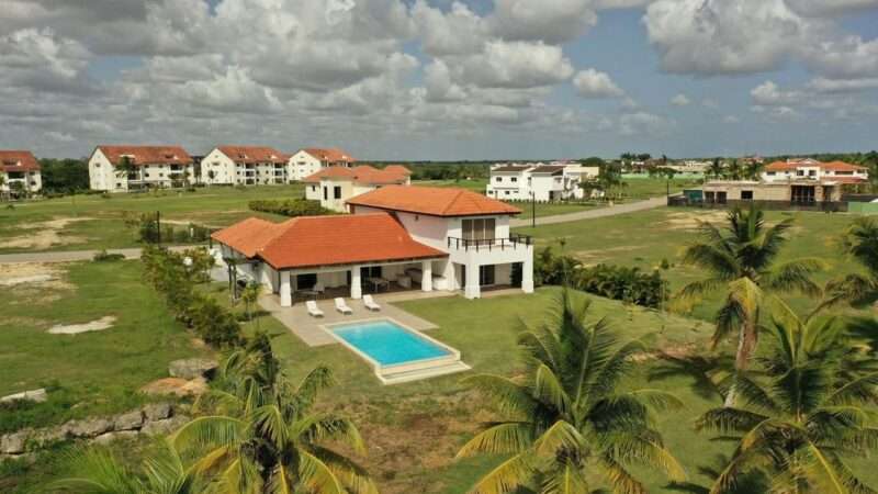 La Estancia 4 bed 4 bath 2