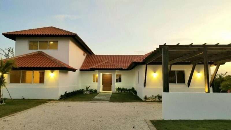 La Estancia 4 bed 4 bath 8