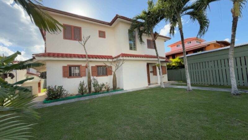 Zrzut ekranu_2-4-2025_193611_ewelina-remaxbaysidedr.com