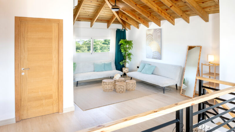 non-exclusive license; unlimited in time; no resale nor sub-licensing rightsfor usage in real estate only with written permision from the authors caribbeanphoto.orglicencja niewyłaczna, nieograniczona czasowo, bez praw do odsprzedaży oraz bez praw do udzielania sublicencjiwykorzystanie w real estate wyłącznie za zgodą caribbeanphoto.org